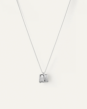 Load image into Gallery viewer, Sundra Pendant Necklace in Silver
