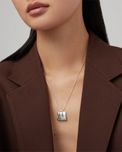 Load image into Gallery viewer, Sundra Pendant Necklace in Silver
