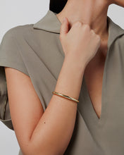 Load image into Gallery viewer, Gia Bangle in Gold
