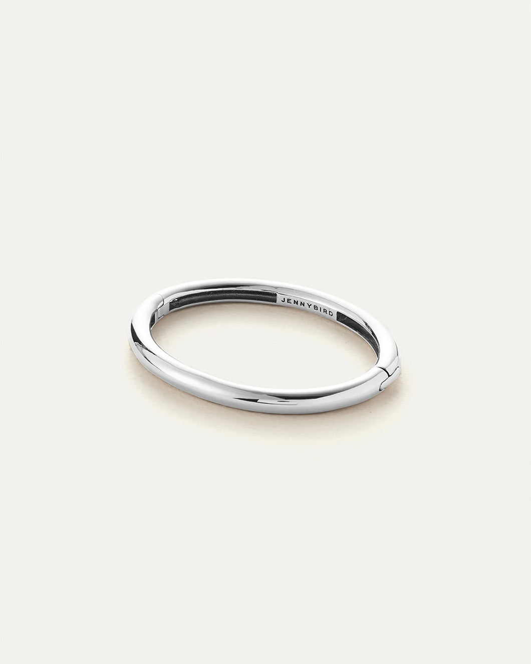 Gia Bangle in Silver