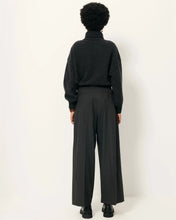 Load image into Gallery viewer, Hojiki Trousers in Graffit
