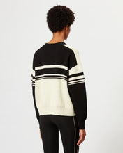 Load image into Gallery viewer, Callie Pullover in Black
