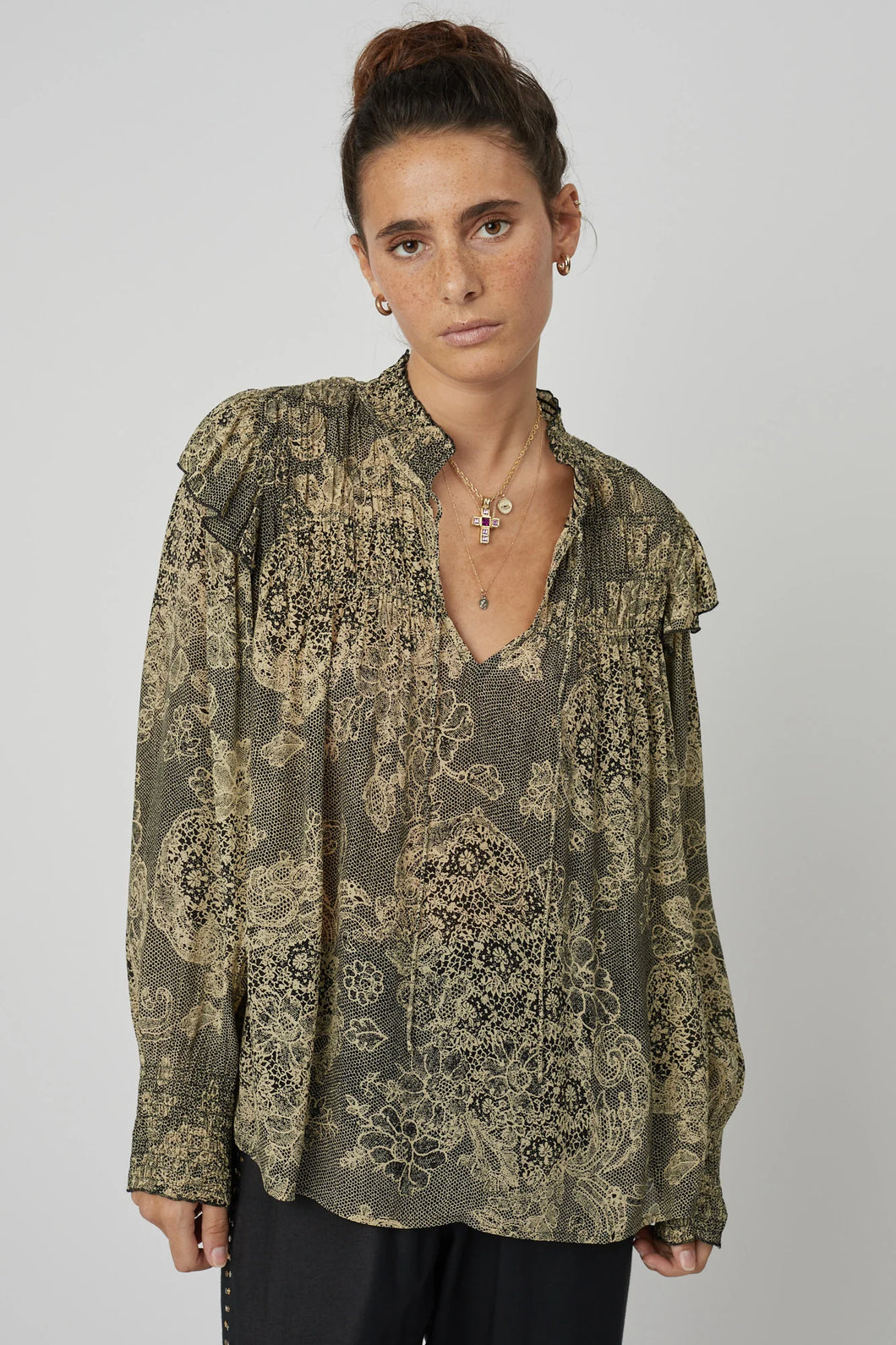 Cerise Blouse in Faux Noir