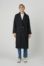 Load image into Gallery viewer, Leo Jacket in Black
