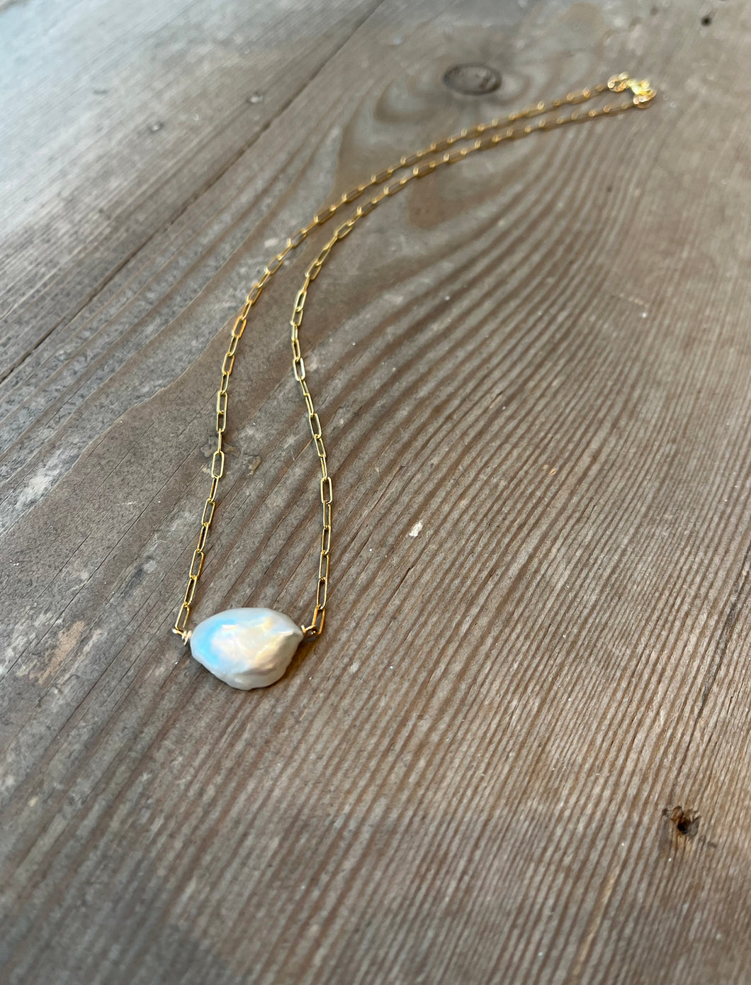 Keshi Pearl Short Necklace in Gold