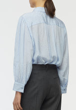 Load image into Gallery viewer, Masset Shirt in Iced Blue
