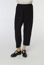 Load image into Gallery viewer, Cros Pants in Black

