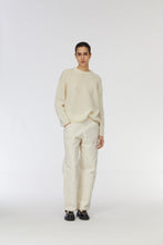 Load image into Gallery viewer, Evanna sweater in Marzipan
