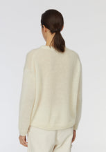 Load image into Gallery viewer, Evanna sweater in Marzipan
