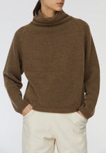 Load image into Gallery viewer, Augusta Jumper in Wood
