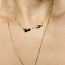 Load image into Gallery viewer, Arrow Necklace in Gold
