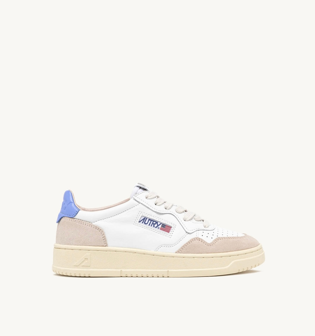 Medalist Low Top Trainers in White/Leather/Suede/Vista