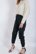 Load image into Gallery viewer, Bolena Pants in Black
