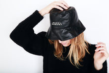 Load image into Gallery viewer, Loiena Hat in Black
