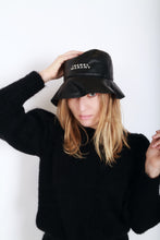 Load image into Gallery viewer, Loiena Hat in Black
