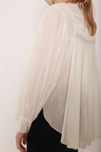 Load image into Gallery viewer, Plalia Shirt in Ecru

