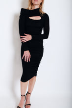 Load image into Gallery viewer, Paz Pullover in Black
