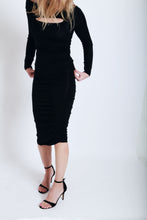 Load image into Gallery viewer, Paz Pullover in Black
