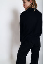 Load image into Gallery viewer, Giliane Pullover in Midnight
