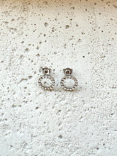Load image into Gallery viewer, Story Ring Earrings in Transparent/Silver
