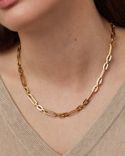 Load image into Gallery viewer, Mercer Chain Necklace in Gold
