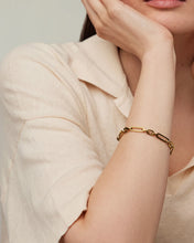Load image into Gallery viewer, Mercer Bracelet in Gold
