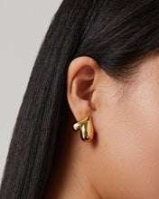 Load image into Gallery viewer, Art Heart Button Earrings in Gold
