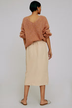 Load image into Gallery viewer, Maite Jumper in Desert
