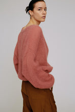 Load image into Gallery viewer, Meras Cardigan in Rosewood
