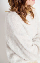 Load image into Gallery viewer, Niby Pullover in Polar Melange
