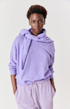 Load image into Gallery viewer, Ouity Jumper in Viola Chine
