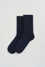 Load image into Gallery viewer, Bamboo Socks in Inky Blue
