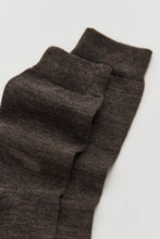 Load image into Gallery viewer, Merino Socks in Deep Earth Brown
