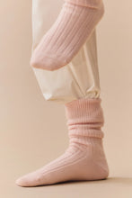 Load image into Gallery viewer, Merino Bed Socks in Frosting Pink
