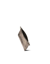 Load image into Gallery viewer, Popoche S Clutch Bag in Lame Champagne
