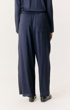 Load image into Gallery viewer, Refyway Trousers in Night

