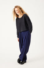 Load image into Gallery viewer, Remytown L/S T Shirt in Carbon Vintage
