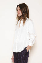 Load image into Gallery viewer, Odezza Blouse in Ivory
