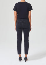 Load image into Gallery viewer, Riley Crop Jeans in Panoramic
