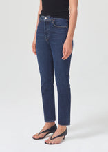 Load image into Gallery viewer, Riley Long Jeans in Divided
