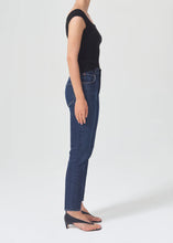 Load image into Gallery viewer, Riley Long Jeans in Divided
