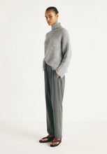 Load image into Gallery viewer, Rowe Pants in Mist
