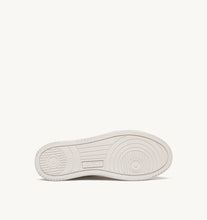 Load image into Gallery viewer, Medalist Low Top Trainers in Solid Goat White
