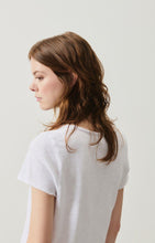 Load image into Gallery viewer, Sonoma V-neck T Shirt in White
