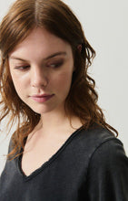 Load image into Gallery viewer, Sonoma V-neck T Shirt in Vintage Black
