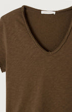Load image into Gallery viewer, Sonoma T Shirt in Vintage Chestnut
