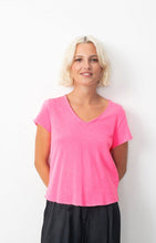 Load image into Gallery viewer, Sonoma T Shirt in Pink Acid Fluo
