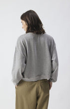 Load image into Gallery viewer, Sonoma Long Sleeve T-Shirt in Heather Grey
