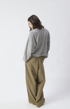 Load image into Gallery viewer, Sonoma Long Sleeve T-Shirt in Heather Grey
