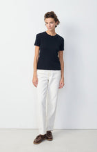 Load image into Gallery viewer, Sonoma T-Shirt in Noir
